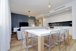 Deluxe Apartment, City View | Dining - FlaviaDesign City Suites Rome by Halldis (ROMA)
