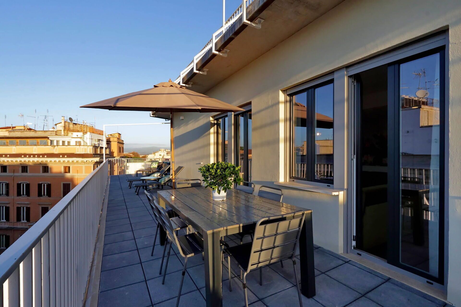 Deluxe Apartment, Terrace, City View (Flavia 31) | Outdoor dining