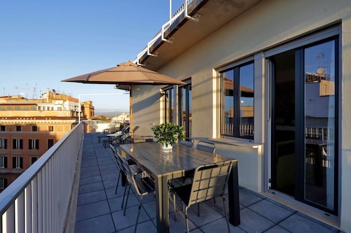 FlaviaDesign City Suites Rome by Halldis