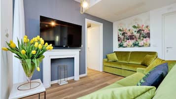 Deluxe Apartment, Terrace, City View (Flavia 31) | Living area