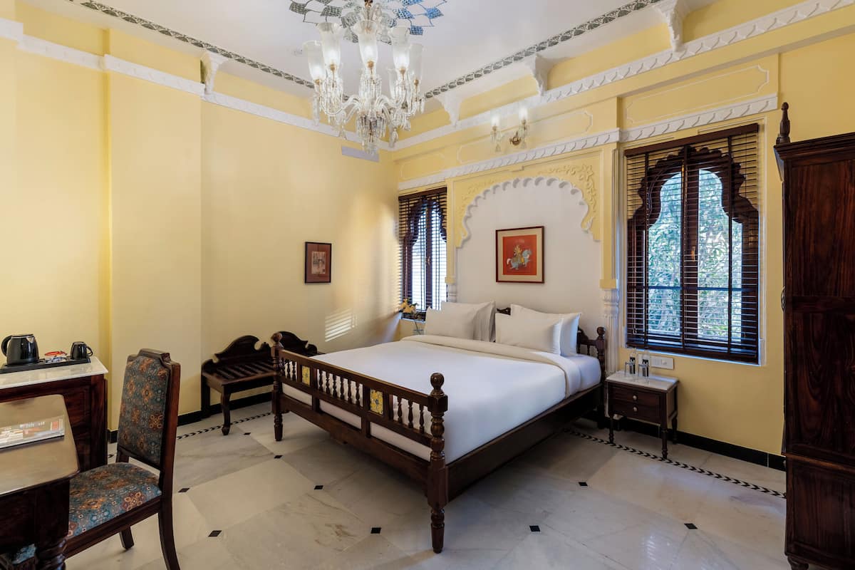 Deluxe Double Room | Free WiFi