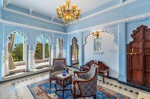 Royal Suite | Free WiFi - Oladar Haveli – My Downtown Hotels (Udaipur)