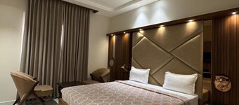 Ranveer Hotel and Restaurant