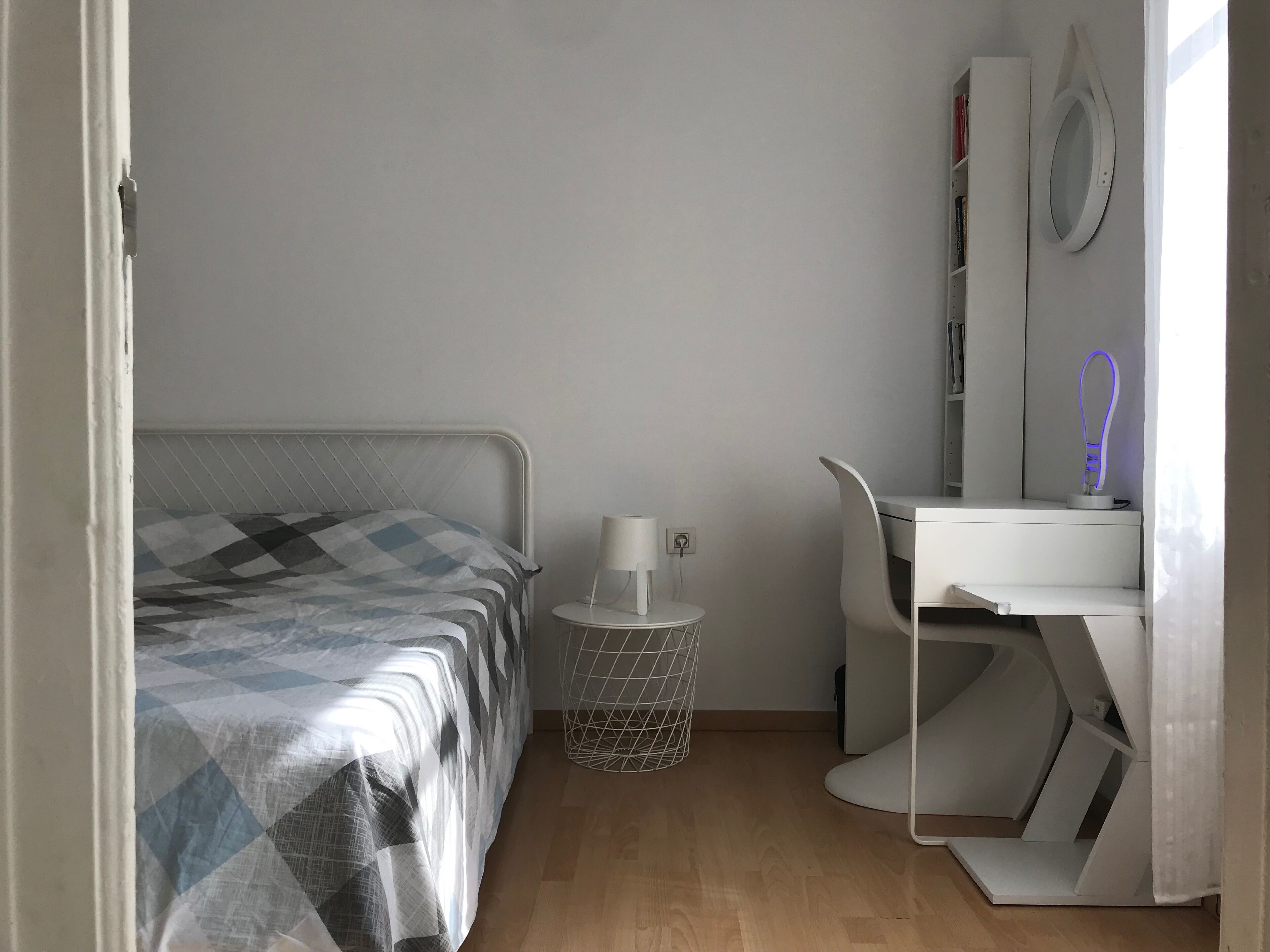 2 dormitorios, tabla de planchar con plancha, wifi y ropa de cama