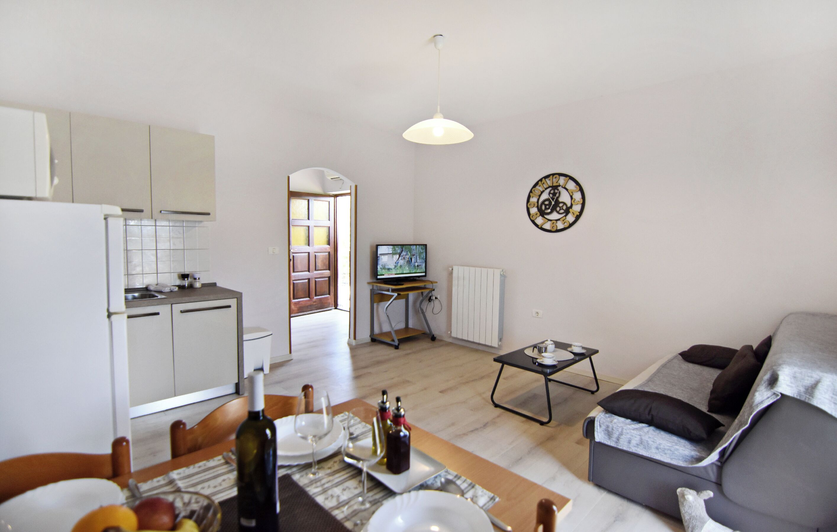 Căn hộ, 1 phòng ngủ, ban công, quang cảnh vườn | Phòng khách