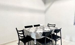 Dining - Setia Tri-Suite(8) by Homey Planet (Bayan Lepas)