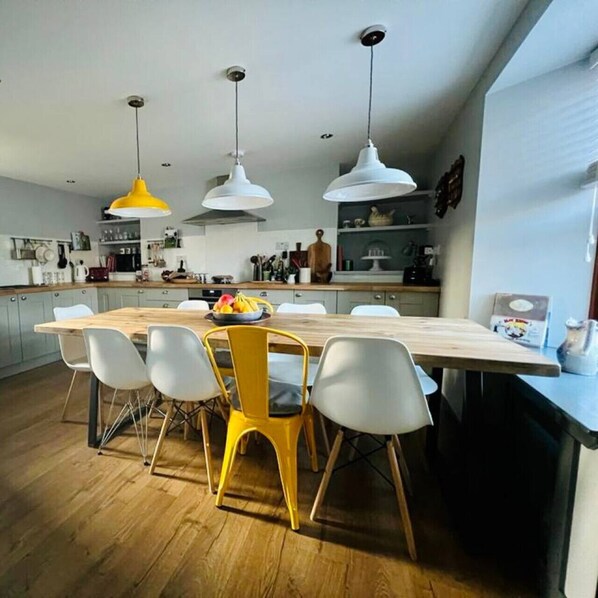 Dining - Historic Central Lerwick House | Pets Welcome (Lerwick)