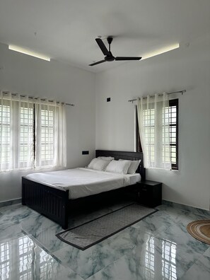 Basic-Doppelzimmer, Balkon, Strandblick | Wohnbereich