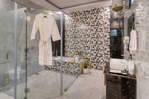 Bathroom - KarmaCasa Resort By Buransh Group (Ramnagar)