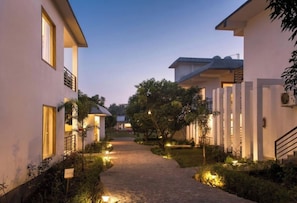 واجهة المنشأة