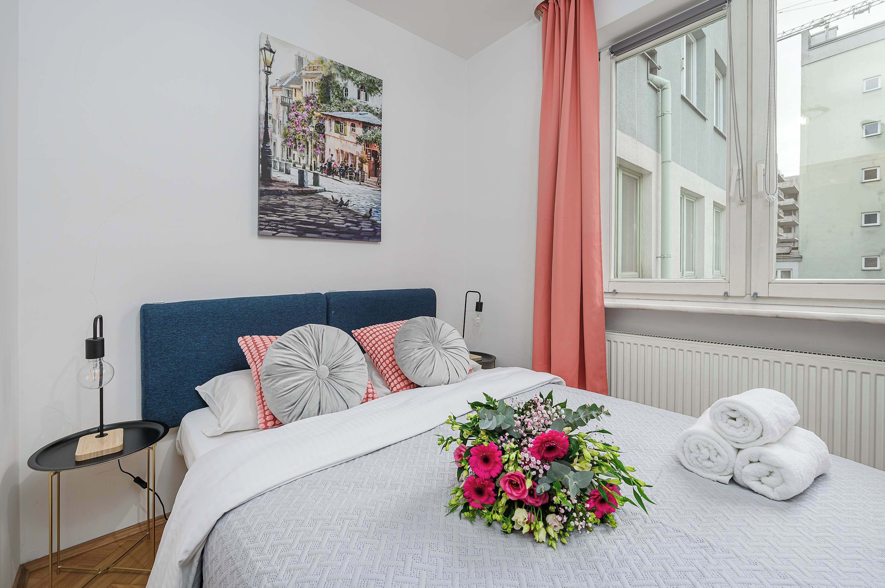 3 chambres, fer et planche à repasser, lit de bébé portatif, Wi-Fi