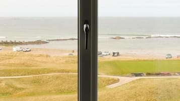 Bàn ủi/dụng cụ ủi quần áo, truy cập Internet không dây miễn phí