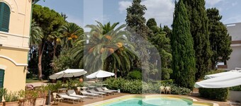 Homiday - Villa Rosella, Two Bedroom Apartment Interior 1