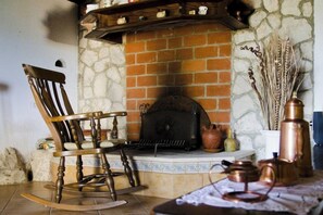 Interior - Country house with large pool & fantastic views (Vižinada)