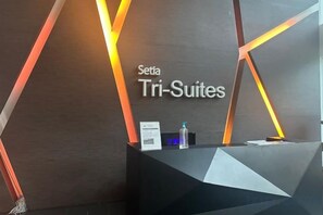Unclassified image, 4 of 14, button - Setia Tri-Suite(7) by Homey Planet (Bayan Lepas)