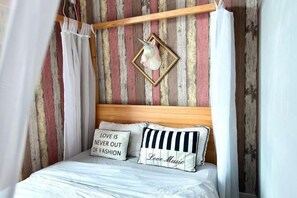 Room - Setia Tri-Suite(7) by Homey Planet (Bayan Lepas)