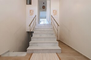 Interior - Casa Maria- with private pool & sea view (Planos)
