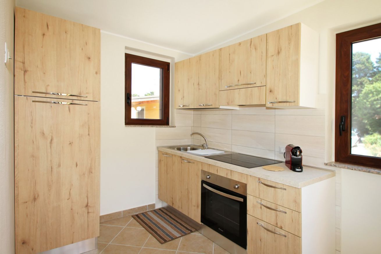 Fridge, oven, stovetop, highchair