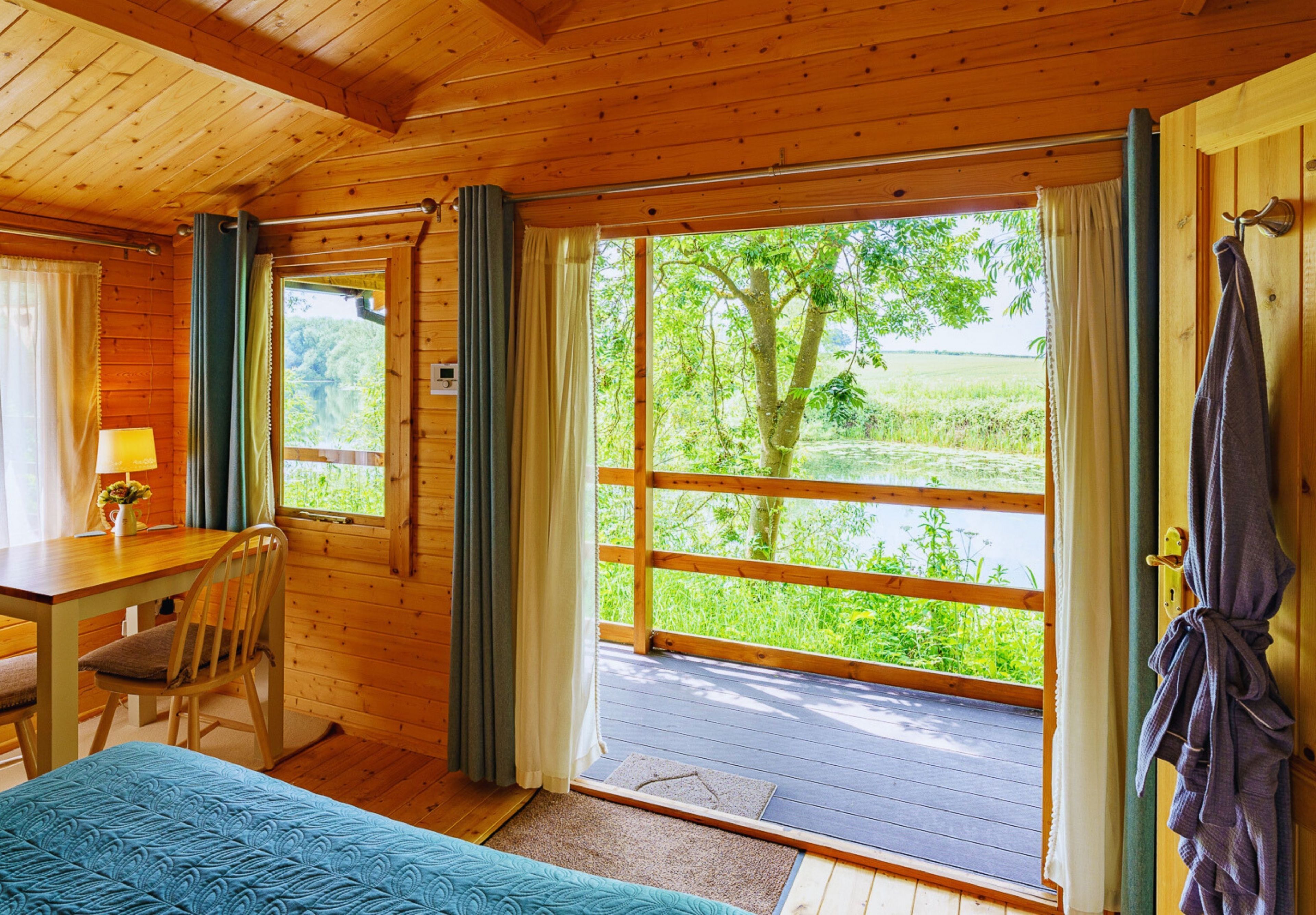 Accès Internet, draps fournis