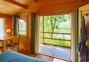 Internet, bed sheets