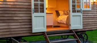 Shepherds Hut at Snowdon Farm, Birmingham