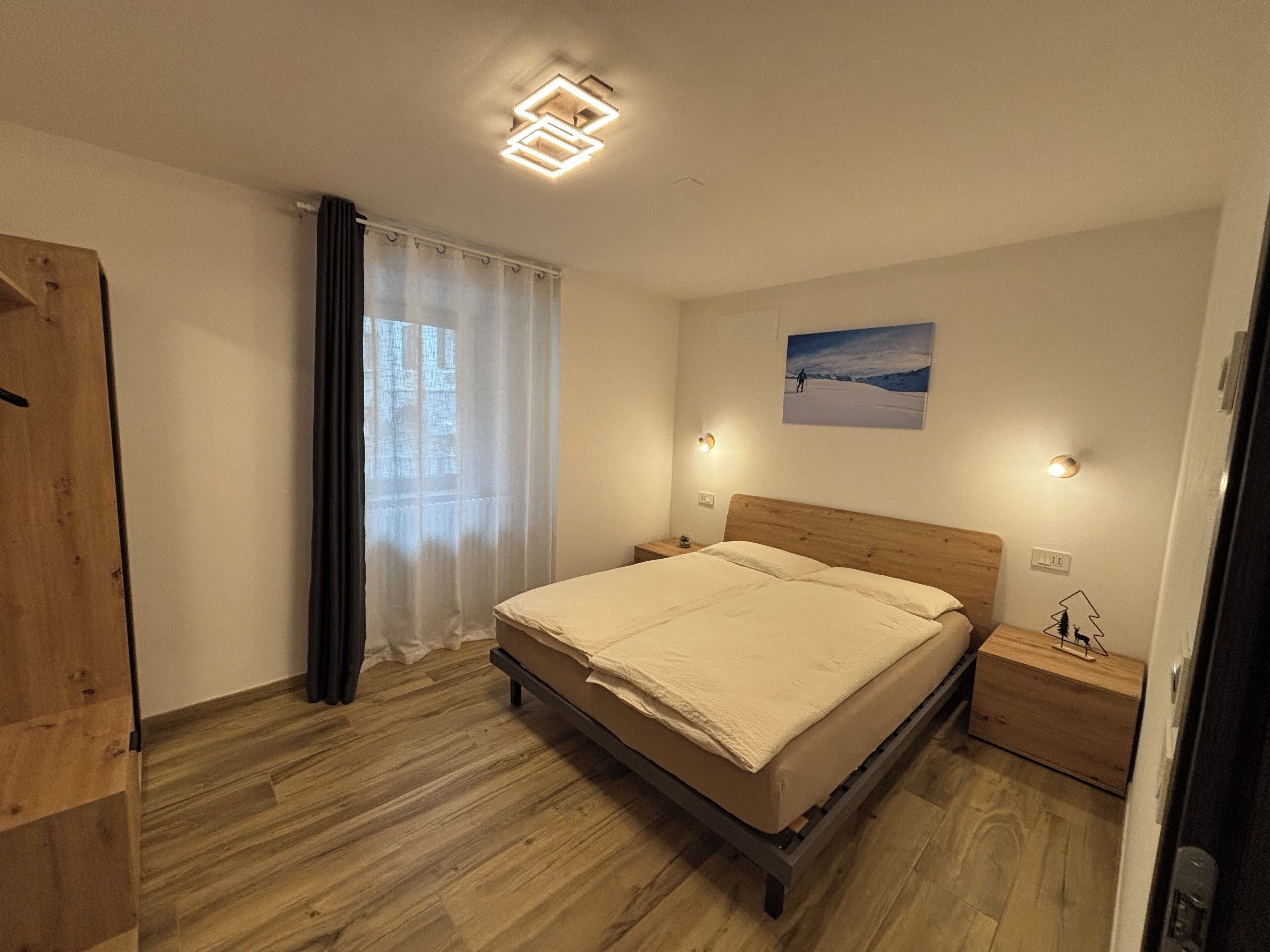 Double or Twin Room, 1 Queen Bed, Mountain View