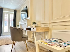 Interior - Historic Centre Studio, 50 m from Quimper Cathedral, Charm & Comfort (Quimper)