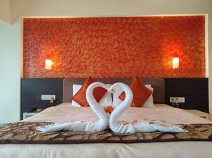 Camas plegables/adicionales gratuitas, wifi gratis y ropa de cama 