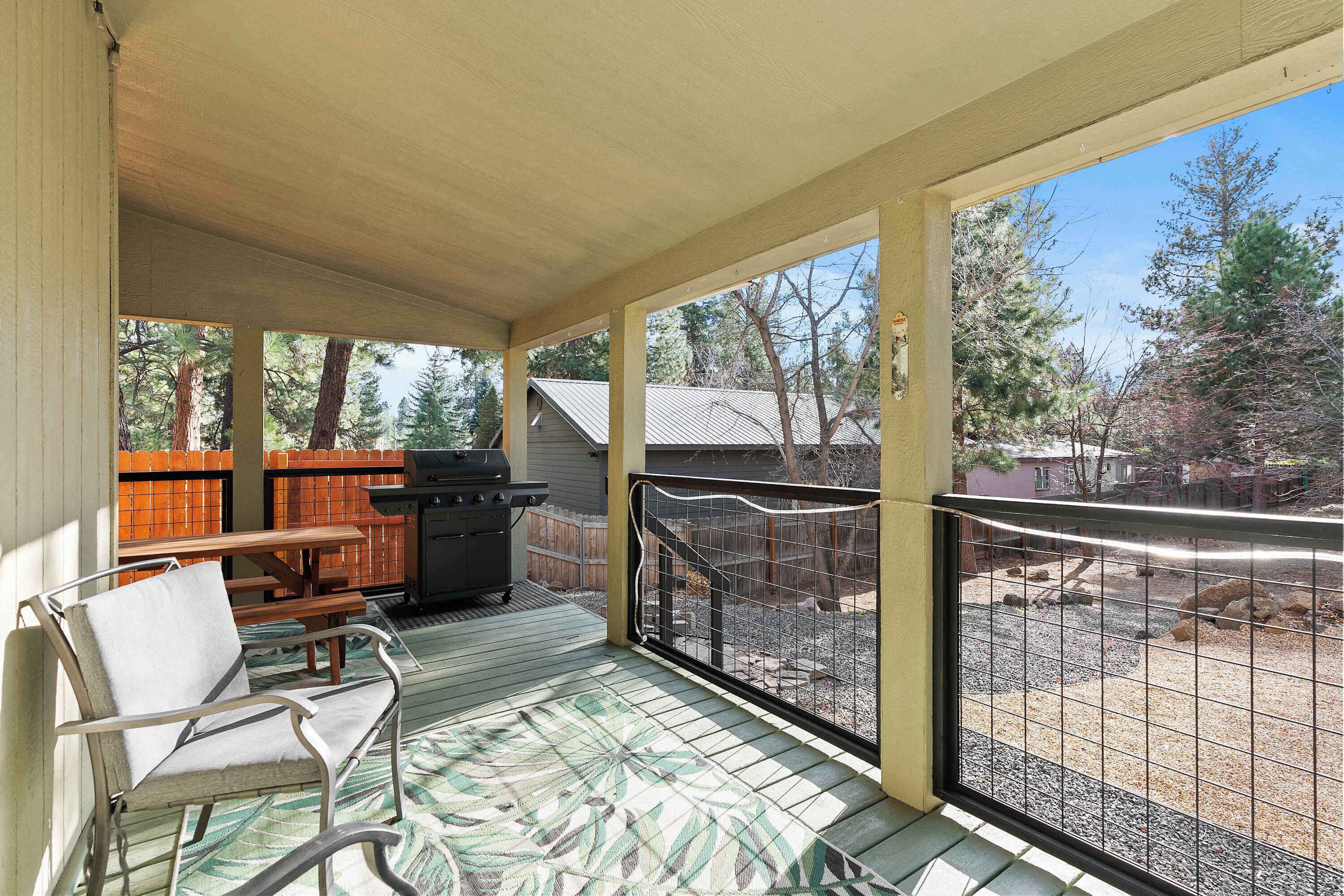 独立别墅, 多张床, 露台, 花园景观 (Just Around the Bend) | 室外用餐