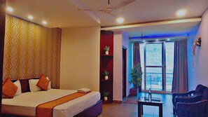 Deluxe Room | Free WiFi - Diamond Vaishali (Kullu)