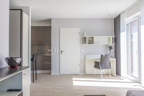 อ  พาร์ทเมนท์, ระเบียง, วิวเมือง | ห้องน้ำ