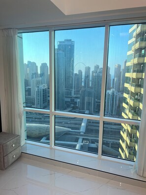 Interior - Stunning Modern 1BR Apartment  Lake View JLT – Lake Terrace (دبي)