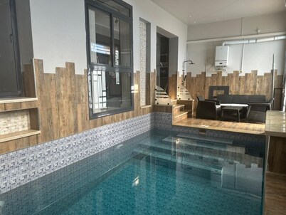 Belgaïd - T4 high standing, heated indoor pool for families only