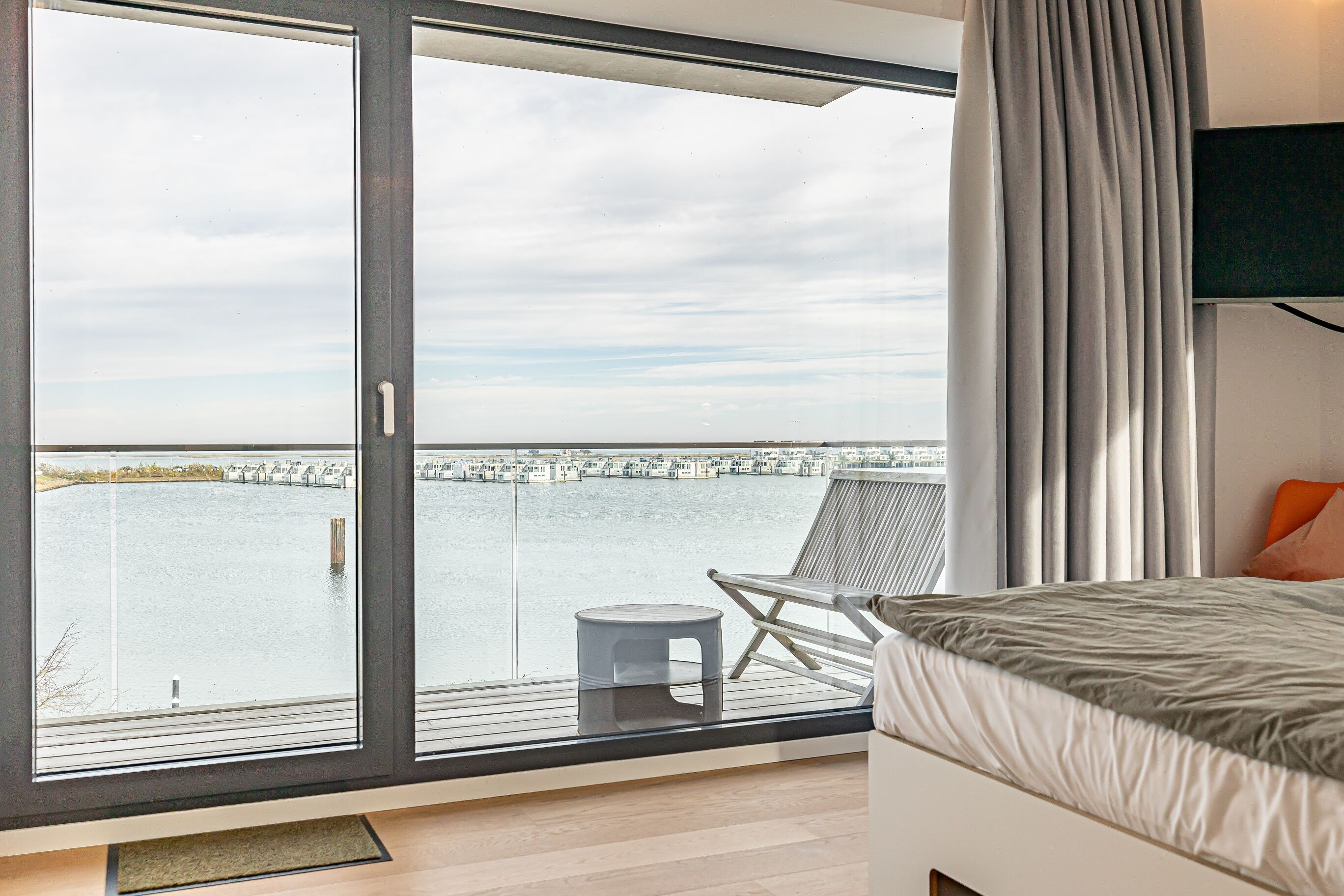 2 chambres, fer et planche à repasser, lit parapluie, Wi-Fi gratuit