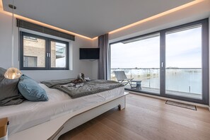 2 bedrooms, iron/ironing board, travel cot, free WiFi - Rooftop Garden 2 - Balcony, Private Parking, Fireplace, Sea View, Finnish Sauna (Olpenitz)