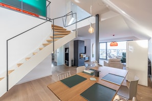 Dining - Rooftop Garden 8 - Sea View, Balcony, Relaxation Room, Parking, Finnish Sauna (Olpenitz)