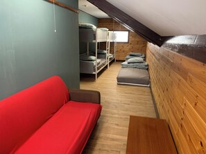 熨斗/熨衫板、Wi-Fi、床單