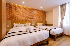 Habitación doble | Escritorio, espacio para trabajar con laptop y wifi gratis