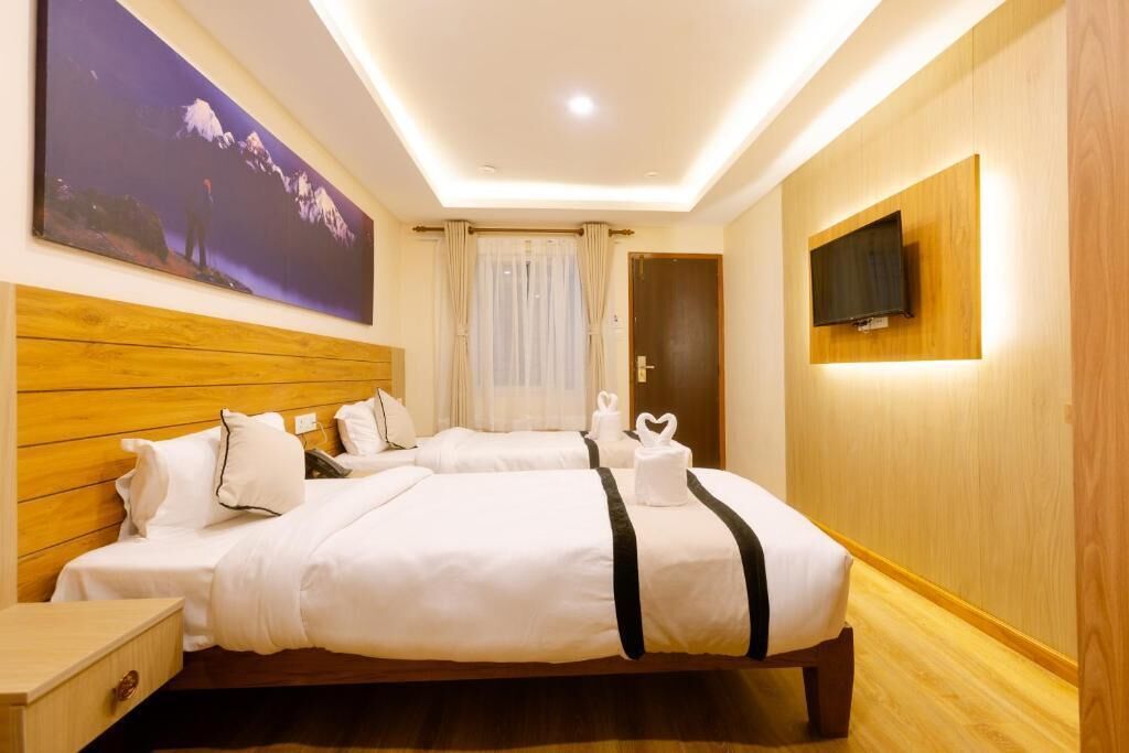 Skrivebord, skrivebord for bærbar PC og wi-fi (inkludert)