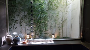 Signature Spa Room | Vasca idromassaggio privata