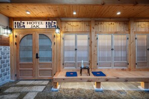 Exterior - HOTEL JAK Insadong by Aank (Seoul)