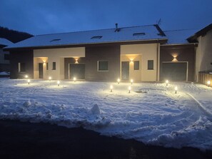 Exterior - G de GERARDMER, Luxury gîte for 14 people 300m from the lake (Gérardmer)