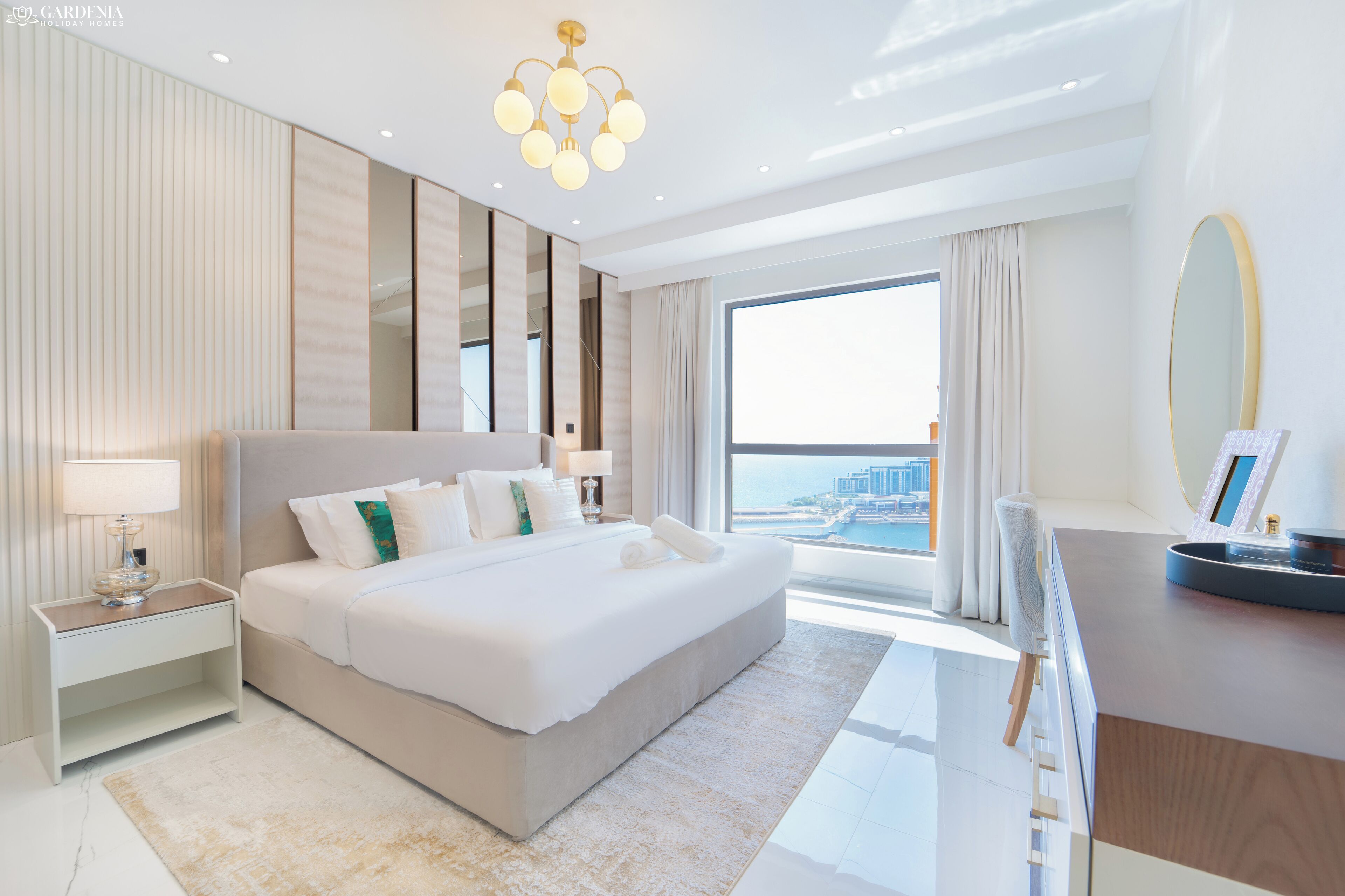 Ferros/tábuas de passar roupa, Wi-Fi, roupa de cama