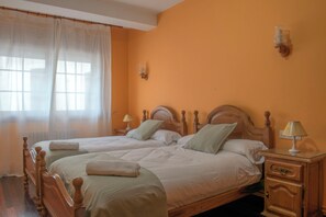 Standard Twin Room | Free WiFi - Hostal Galicia (Monforte de Lemos)