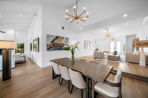Dining - 967 Managed by Brampton Park (Delray Beach)