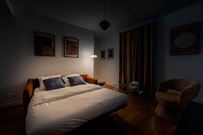 Bügeleisen/Bügelbrett, Reisekinderbett, WLAN, Bettwäsche