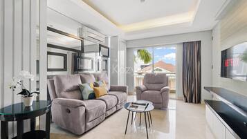 Appartement, 2 chambres, vue ville | Coin séjour | TV connectée, Netflix, services de streaming