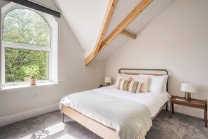 2 chambres, bureau, fer et planche à repasser, Wi-Fi gratuit