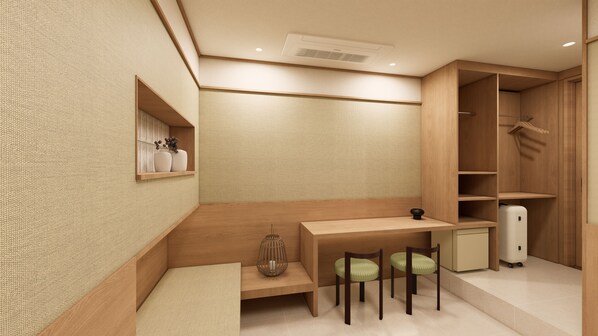 Deluxe Quadruple Room, City View