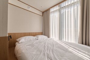 스탠다드 더블룸 | 노트북 작업 공간, 암막 커튼, 방음 설비, 무료 WiFi